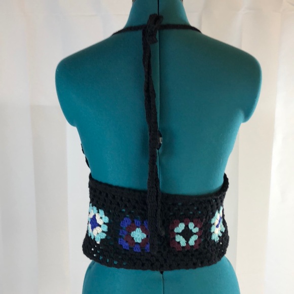 Full Tilt Crochet Top - Picture 4 of 5